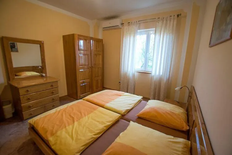Apartment Grande Vista In Starigrad Paklenica With A Large Terrace